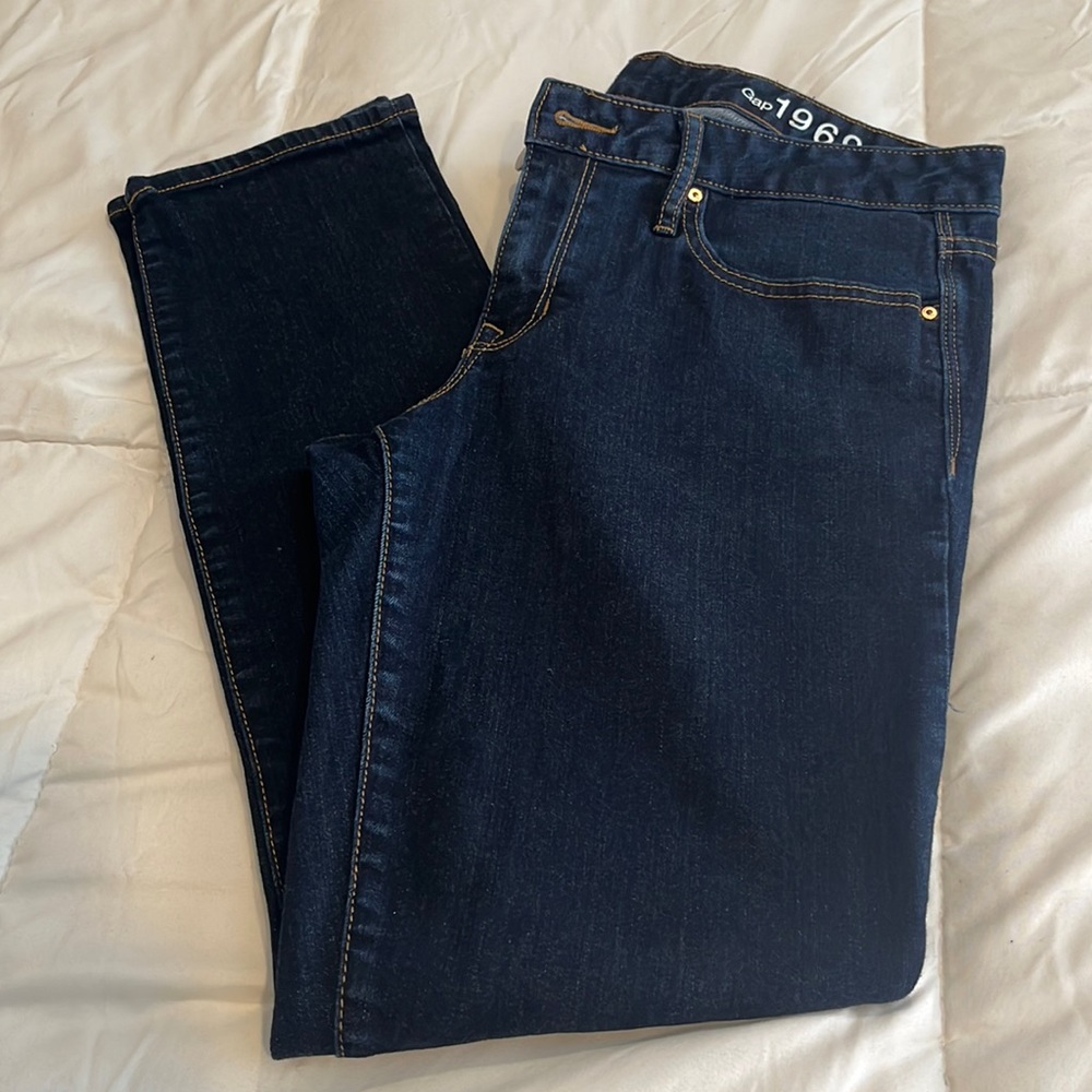 New Gap 31R skinny dark wash jeans